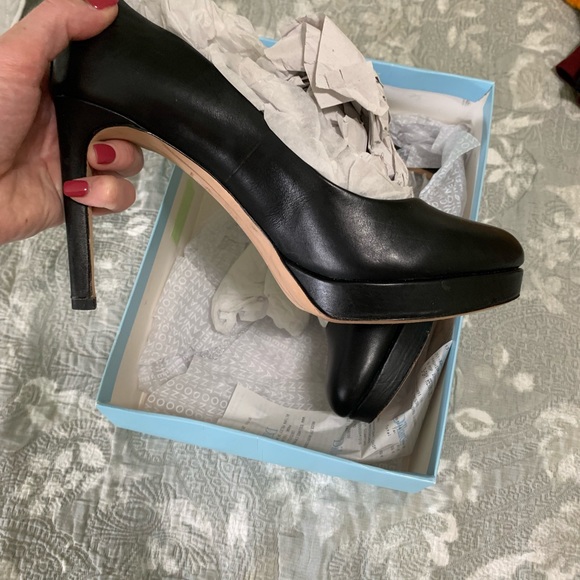 Antonio Melani Black Italian Leather Heels - Picture 4 of 5